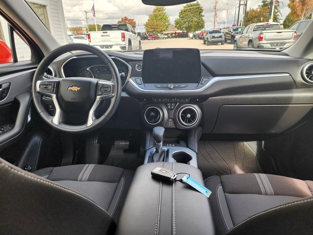 used 2025 Chevrolet Blazer car, priced at $32,495