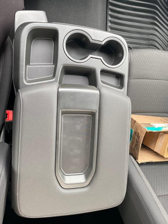 new 2025 GMC Sierra 1500 car, priced at $42,682