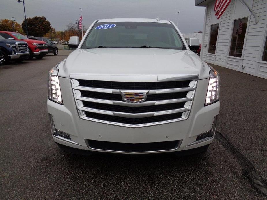 used 2017 Cadillac Escalade ESV car, priced at $24,395