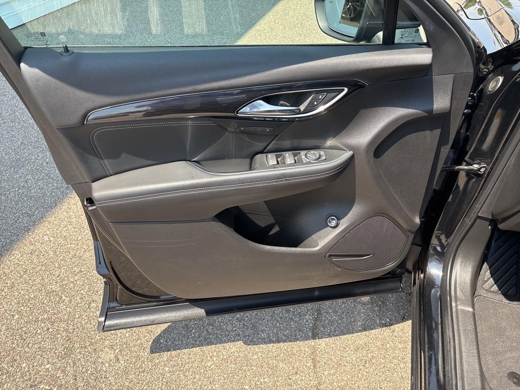 used 2023 Buick Envision car, priced at $26,495