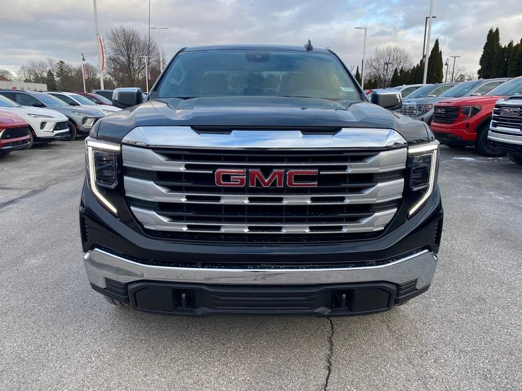 new 2025 GMC Sierra 1500 car, priced at $51,581