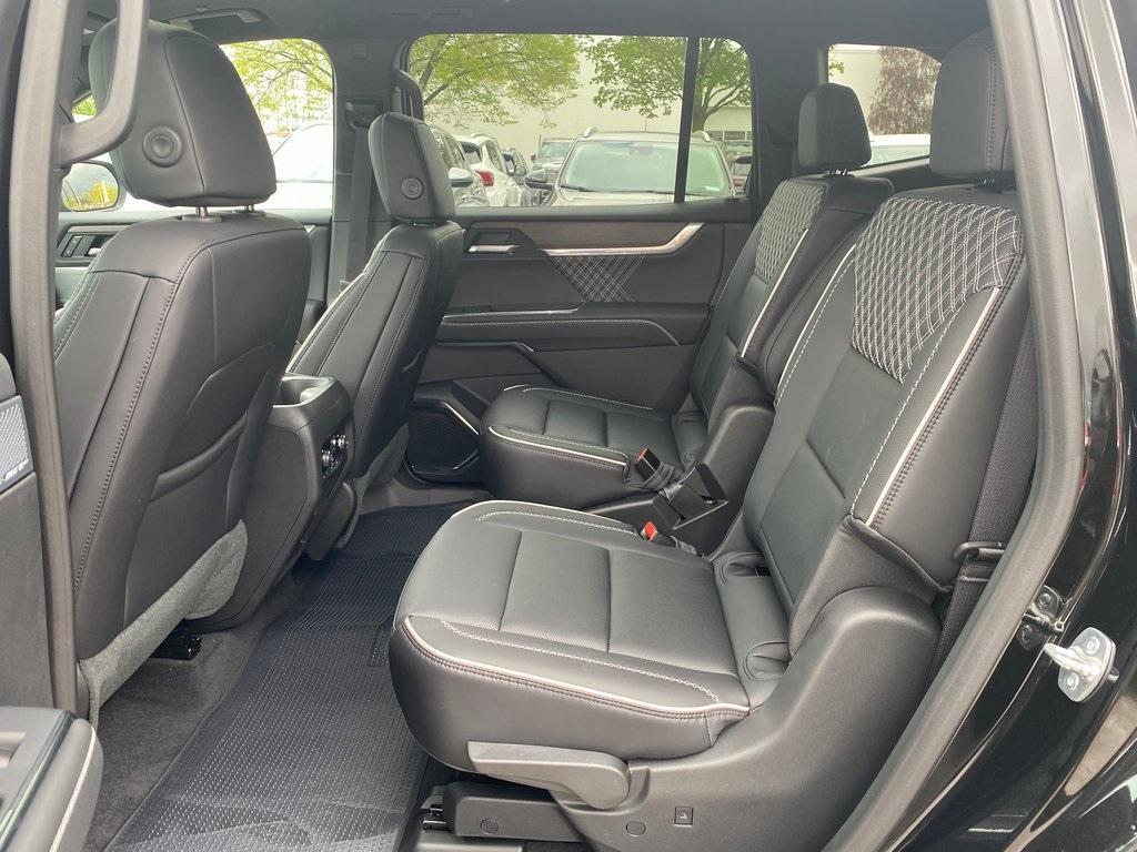 new 2025 GMC Acadia car, priced at $57,581