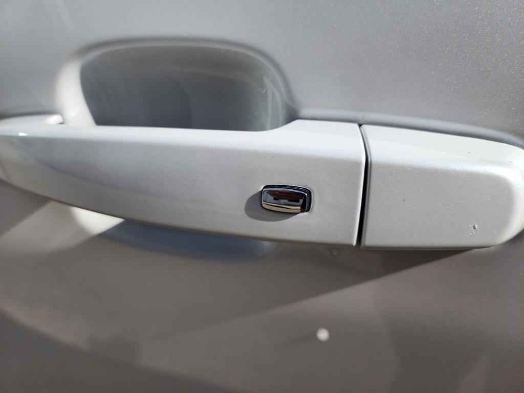 used 2023 GMC Acadia car, priced at $28,495