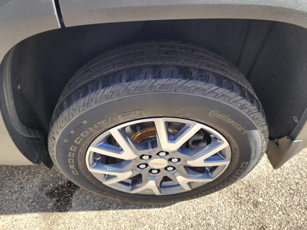 used 2023 GMC Acadia car, priced at $28,495