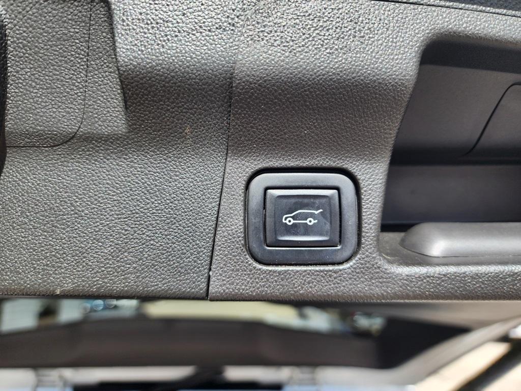 used 2023 GMC Acadia car, priced at $28,495