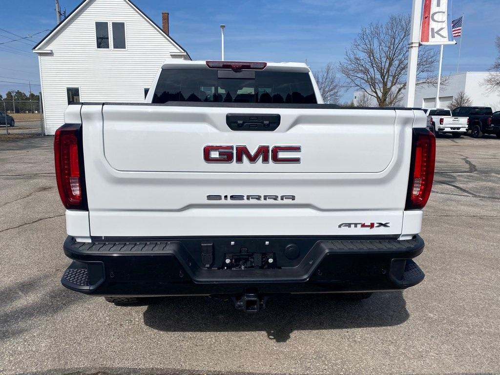 new 2025 GMC Sierra 1500 car, priced at $73,205