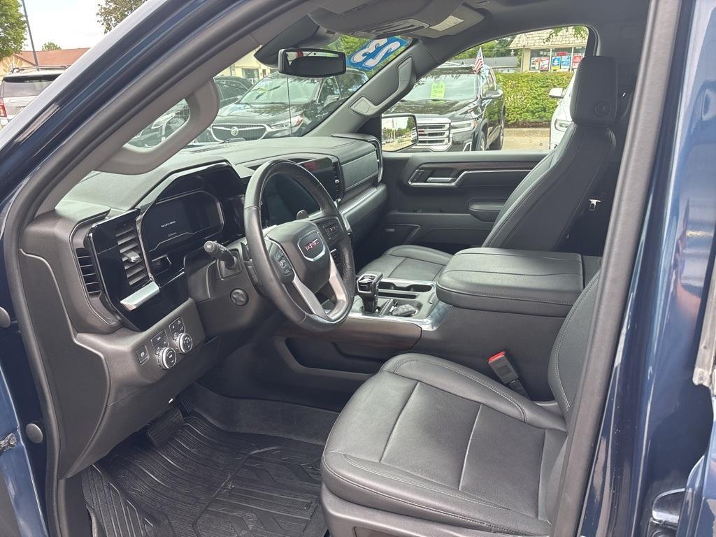 used 2023 GMC Sierra 1500 car, priced at $45,995