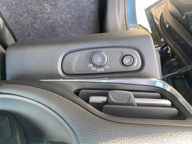 new 2026 Buick Envista car, priced at $26,822