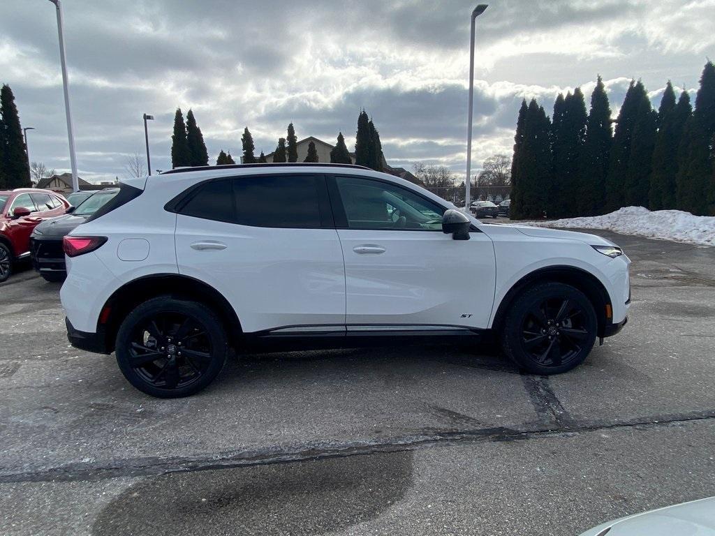 new 2025 Buick Envision car, priced at $38,873