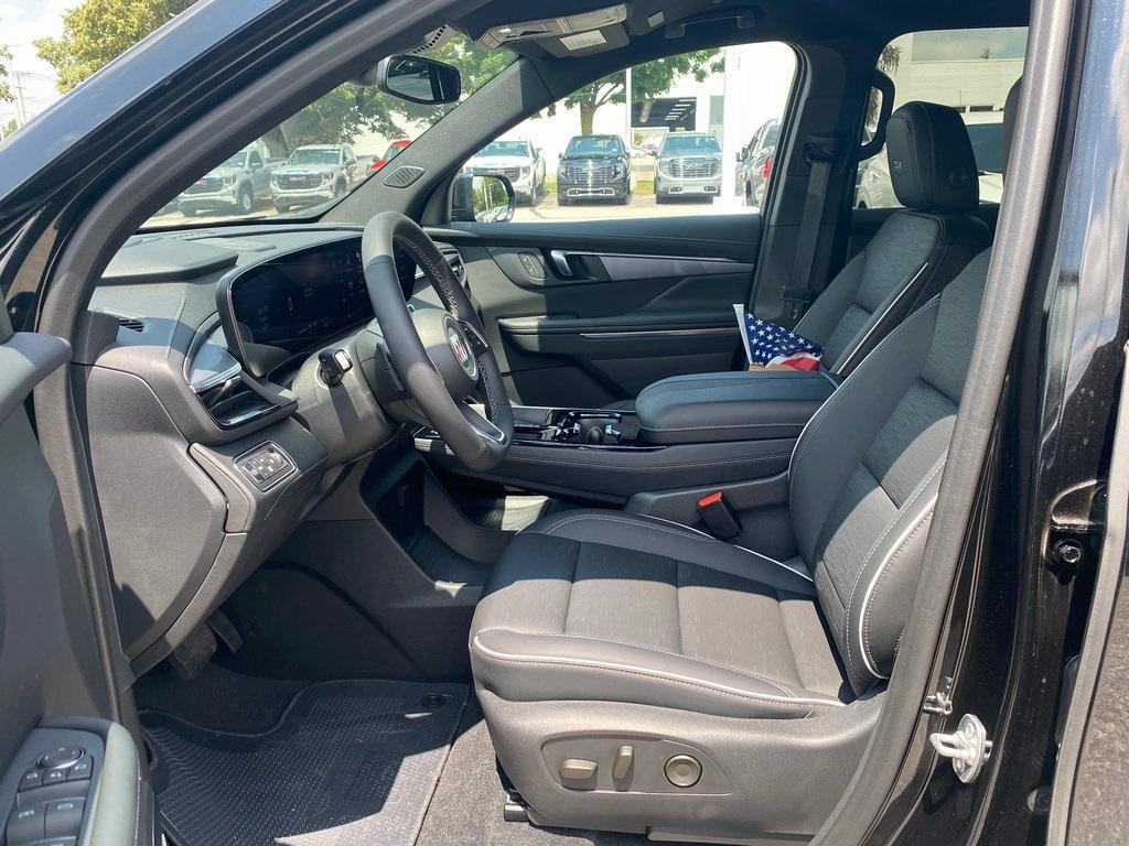 new 2025 Buick Enclave car, priced at $48,579