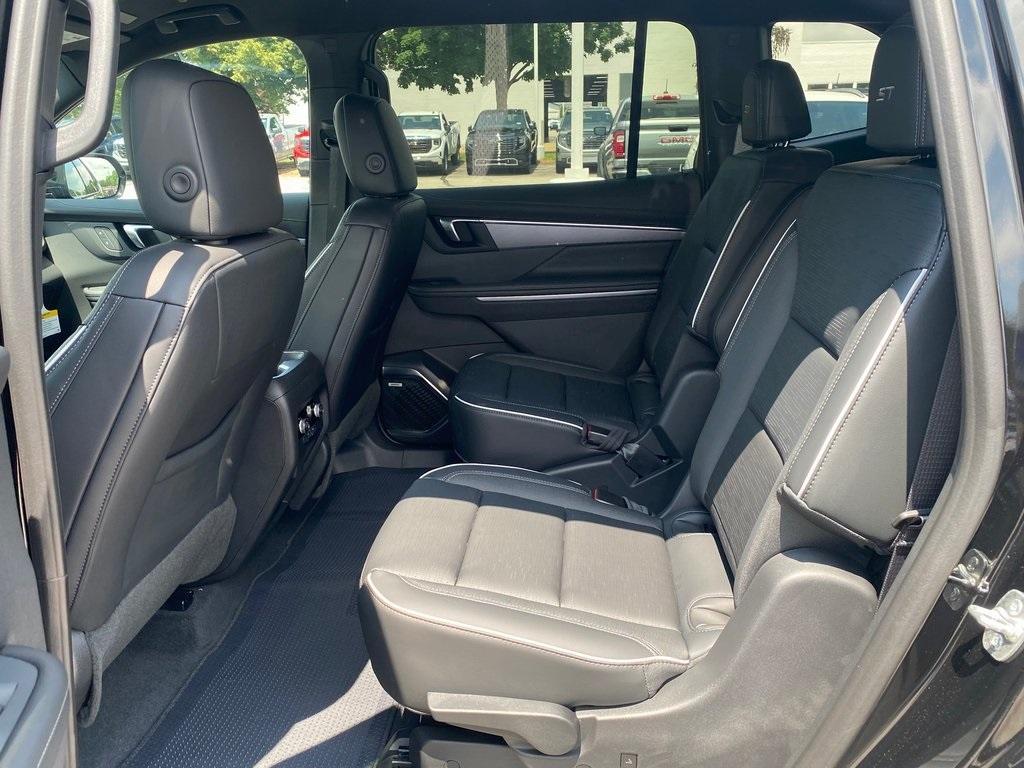 new 2025 Buick Enclave car, priced at $48,579