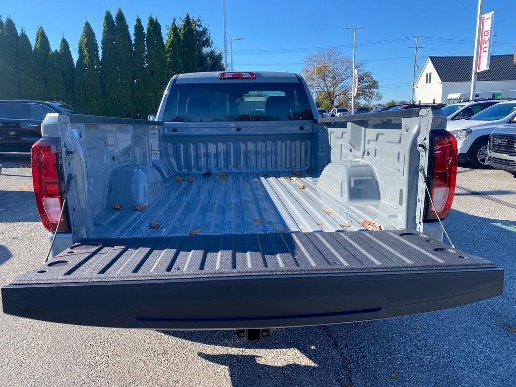 new 2025 GMC Sierra 1500 car, priced at $39,846