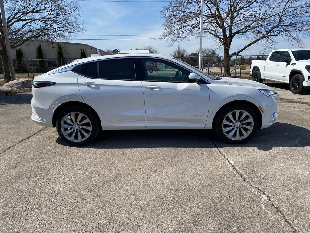 new 2025 Buick Envista car, priced at $30,057