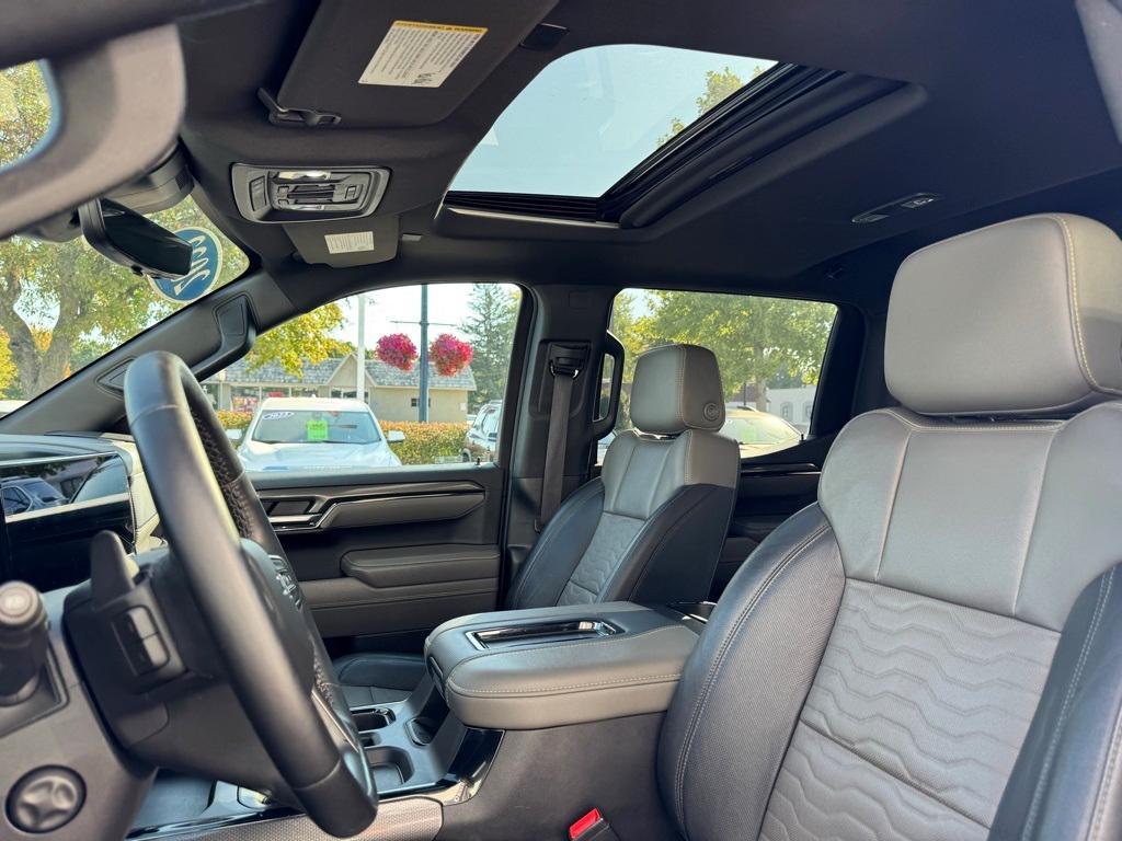 used 2022 Chevrolet Silverado 1500 car, priced at $40,995