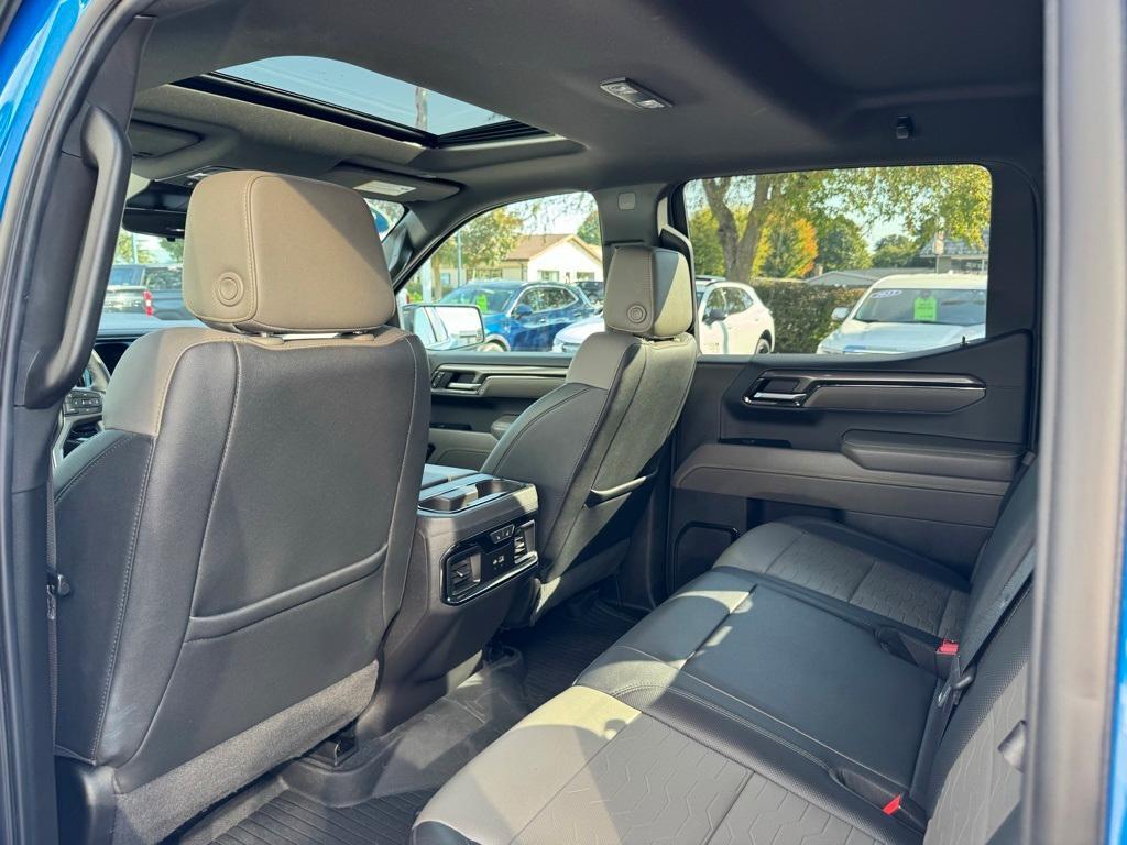 used 2022 Chevrolet Silverado 1500 car, priced at $40,995