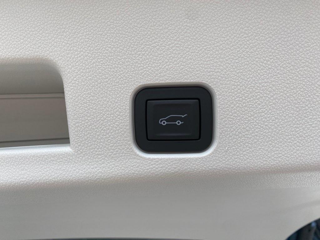 new 2025 Buick Enclave car, priced at $56,750