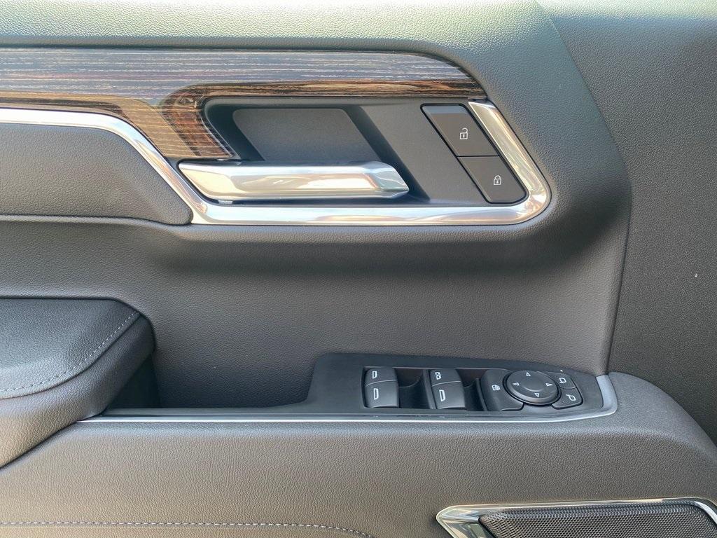 new 2025 GMC Sierra 1500 car, priced at $48,599