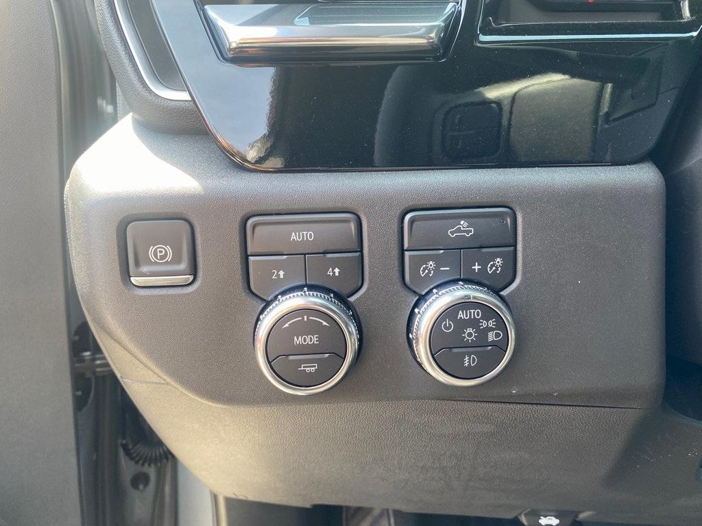 new 2025 GMC Sierra 1500 car, priced at $48,599