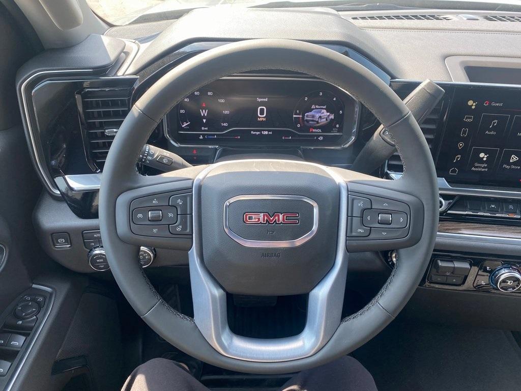 new 2025 GMC Sierra 1500 car, priced at $48,599