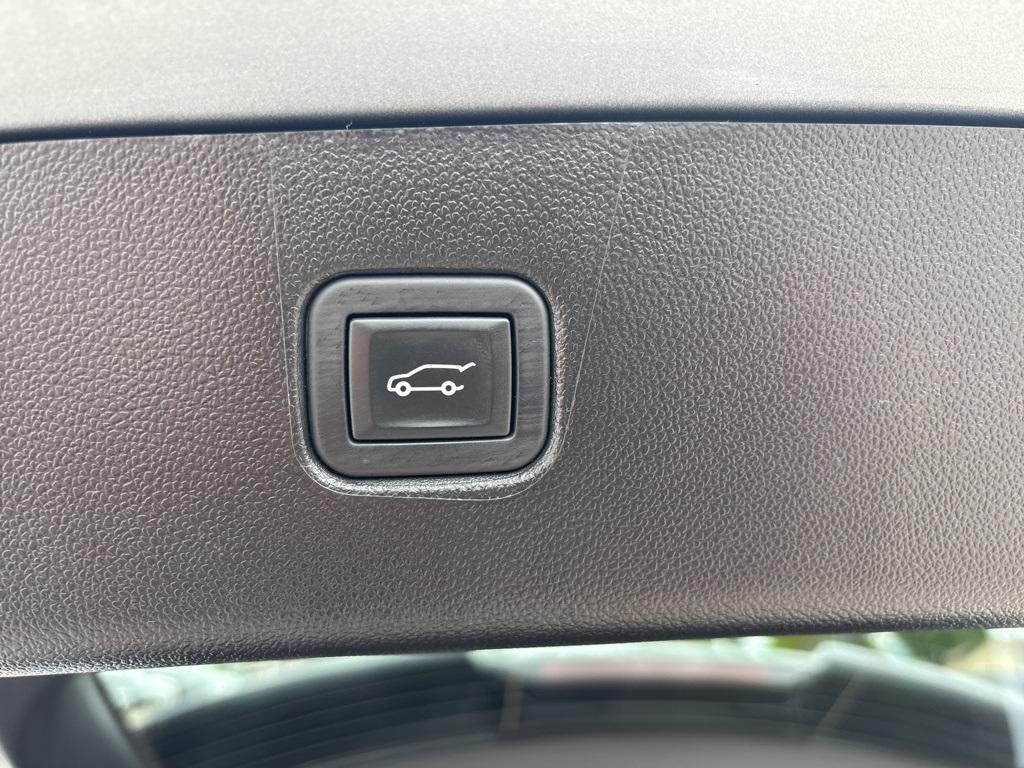 used 2024 Chevrolet Blazer car, priced at $27,995