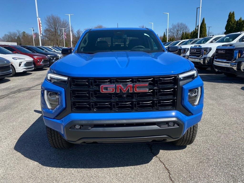 new 2025 GMC Canyon car, priced at $45,998