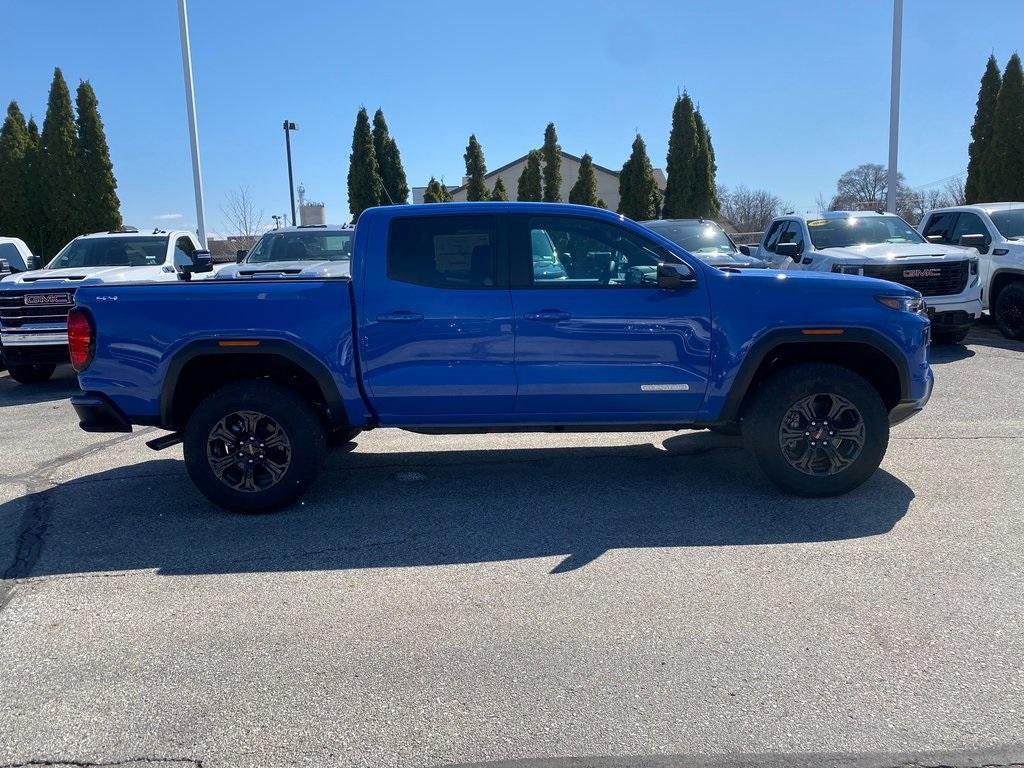 new 2025 GMC Canyon car, priced at $45,998