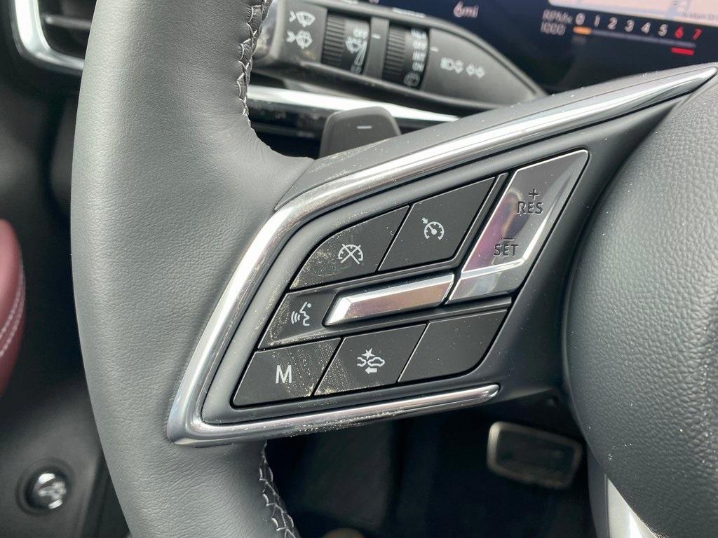 new 2025 Buick Envision car, priced at $39,044