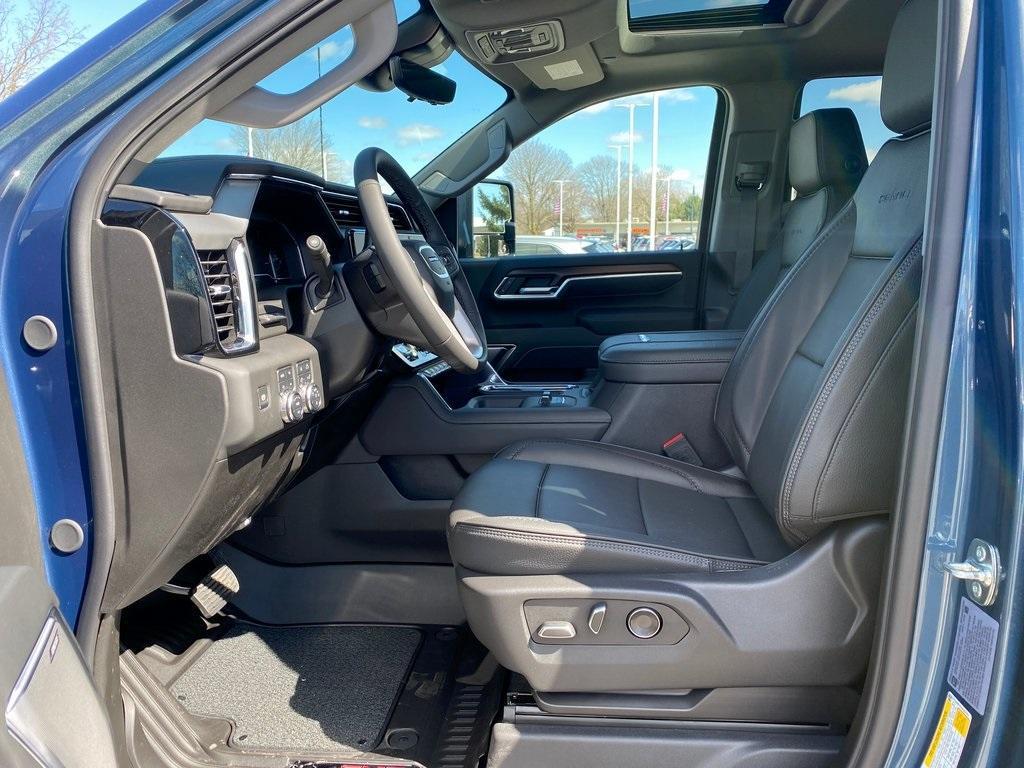 new 2025 GMC Sierra 2500 car, priced at $78,852