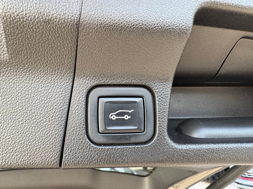 used 2022 GMC Acadia car, priced at $29,495