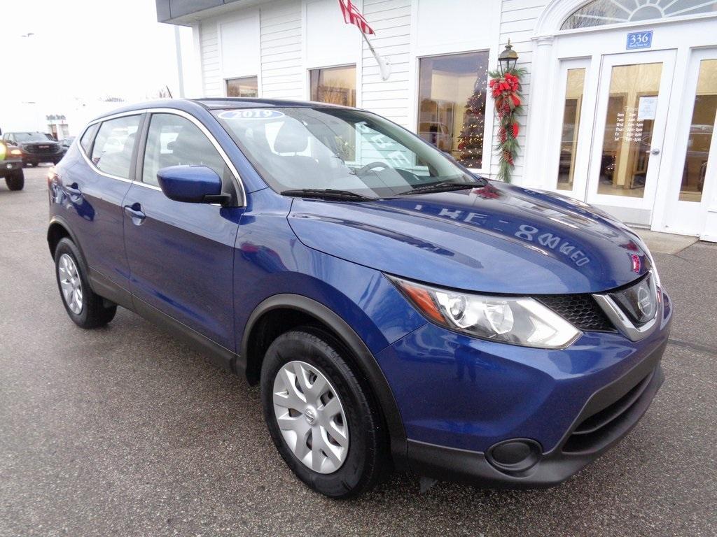 used 2019 Nissan Rogue Sport car, priced at $10,995