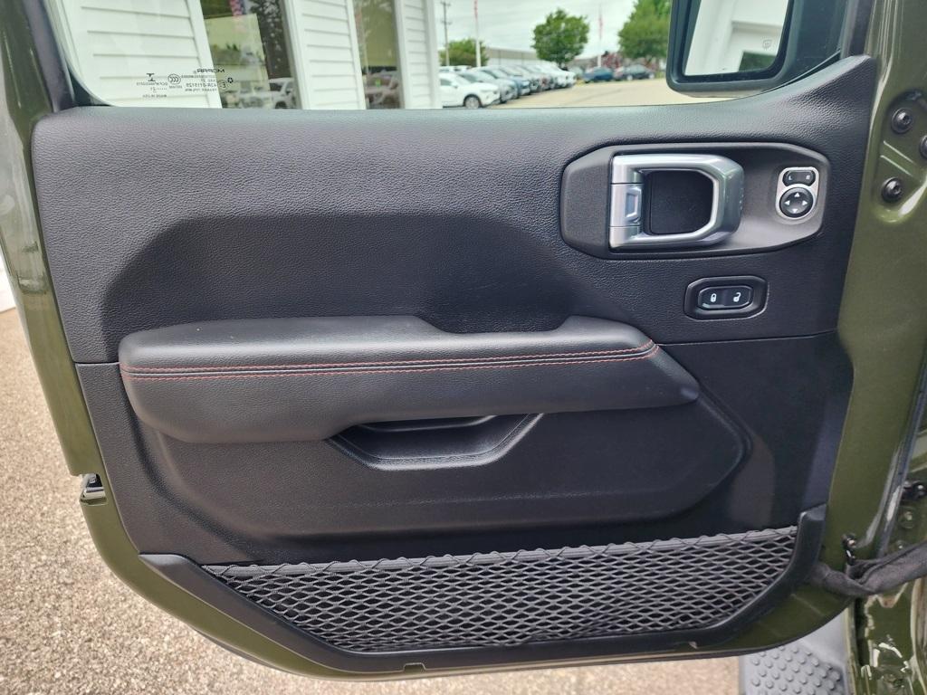 used 2021 Jeep Wrangler Unlimited car, priced at $33,695