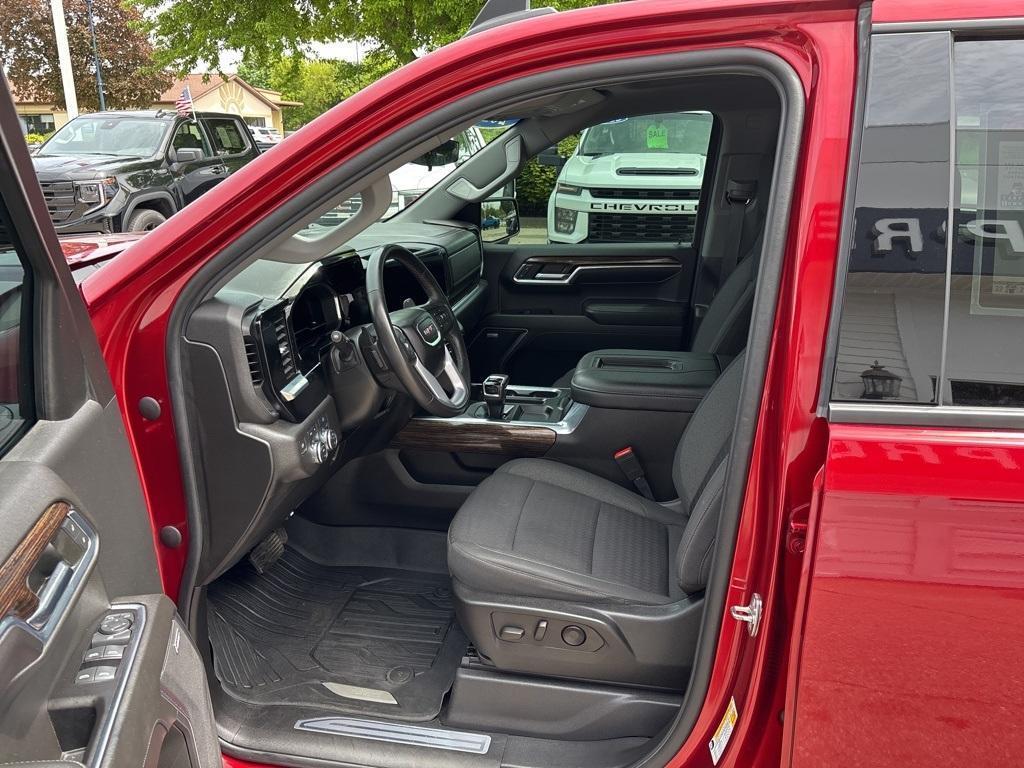 used 2022 GMC Sierra 1500 car, priced at $45,495