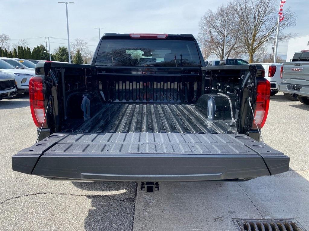 new 2025 GMC Sierra 1500 car, priced at $49,076