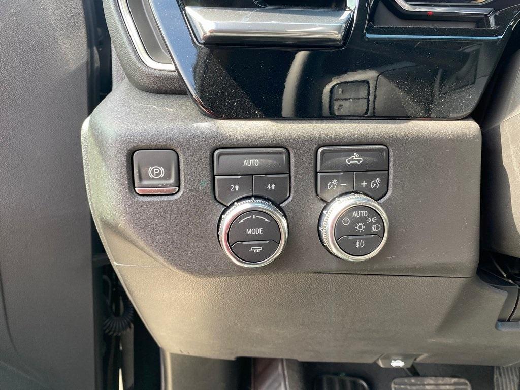 new 2025 GMC Sierra 1500 car, priced at $49,076