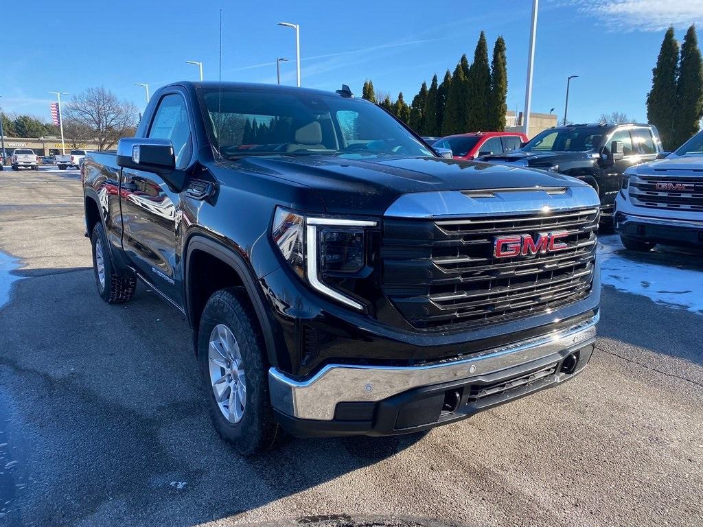 new 2025 GMC Sierra 1500 car, priced at $39,584