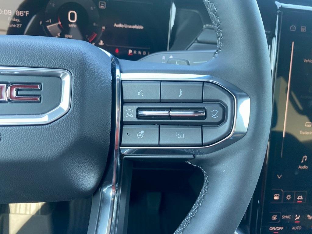 new 2025 GMC Acadia car, priced at $44,984