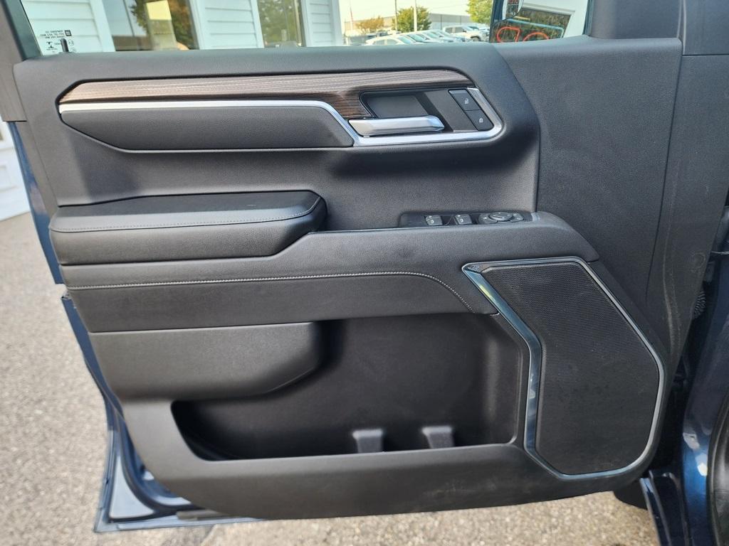 used 2022 Chevrolet Silverado 1500 car, priced at $41,195