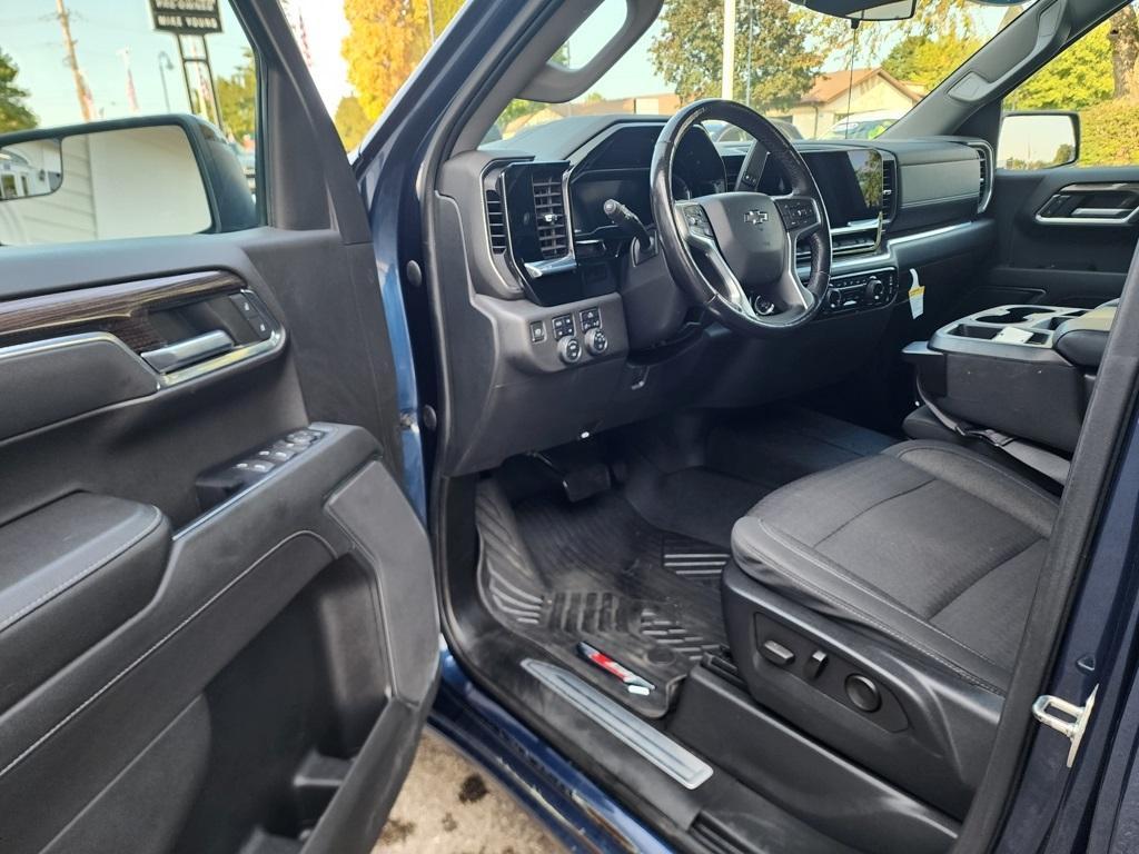 used 2022 Chevrolet Silverado 1500 car, priced at $41,195