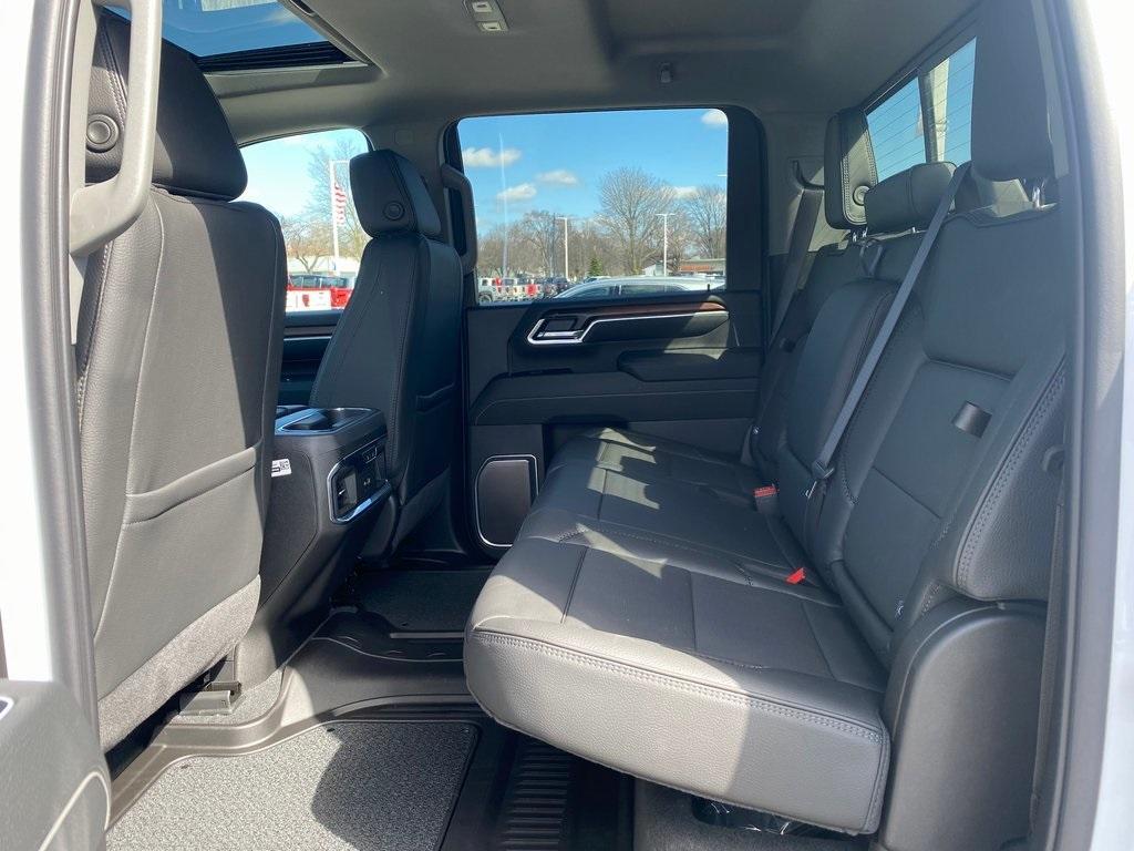 new 2025 GMC Sierra 2500 car, priced at $79,115