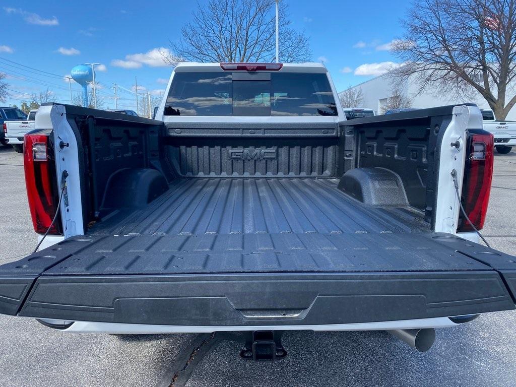 new 2025 GMC Sierra 2500 car, priced at $79,115