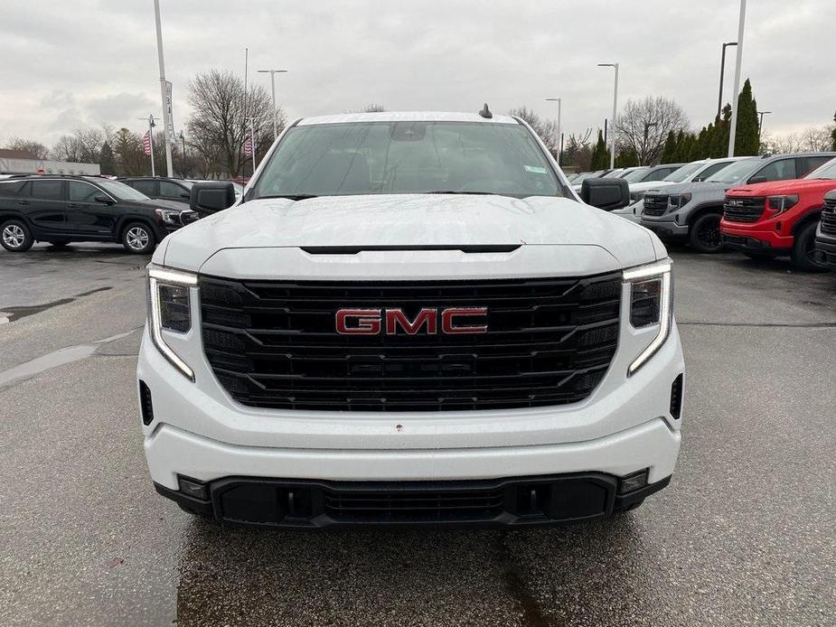 new 2025 GMC Sierra 1500 car, priced at $47,209