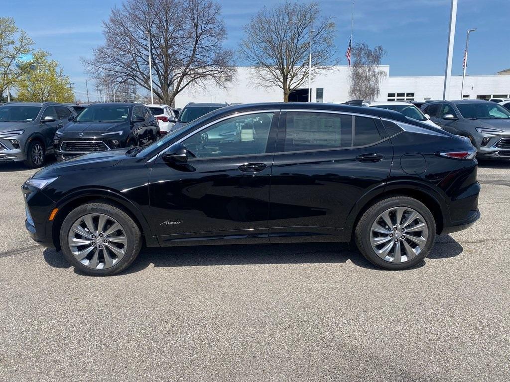 new 2025 Buick Envista car, priced at $29,885