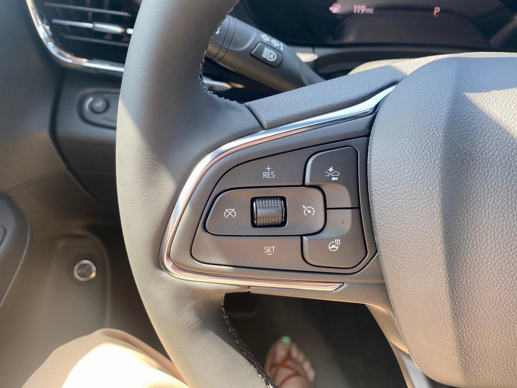 new 2025 Buick Envista car, priced at $29,885