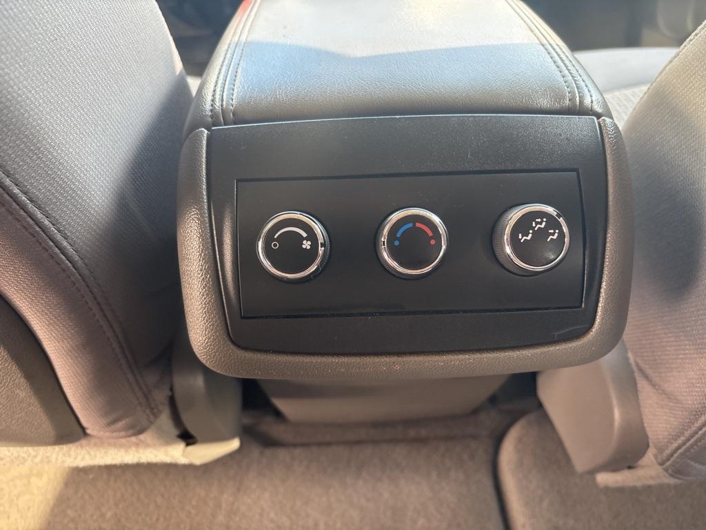 used 2012 Chevrolet Traverse car, priced at $3,995