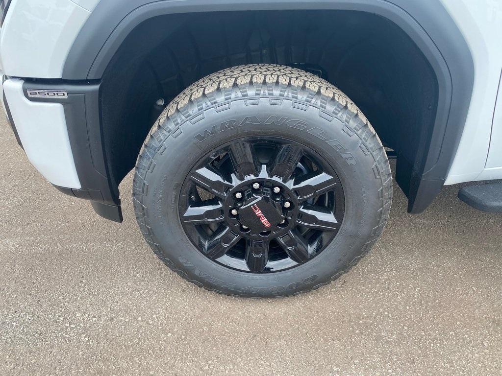 new 2025 GMC Sierra 2500 car, priced at $70,435