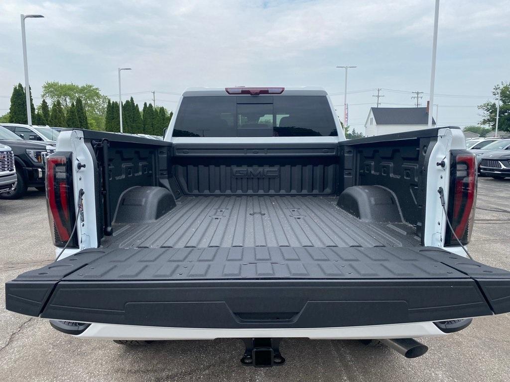 new 2025 GMC Sierra 2500 car, priced at $70,435