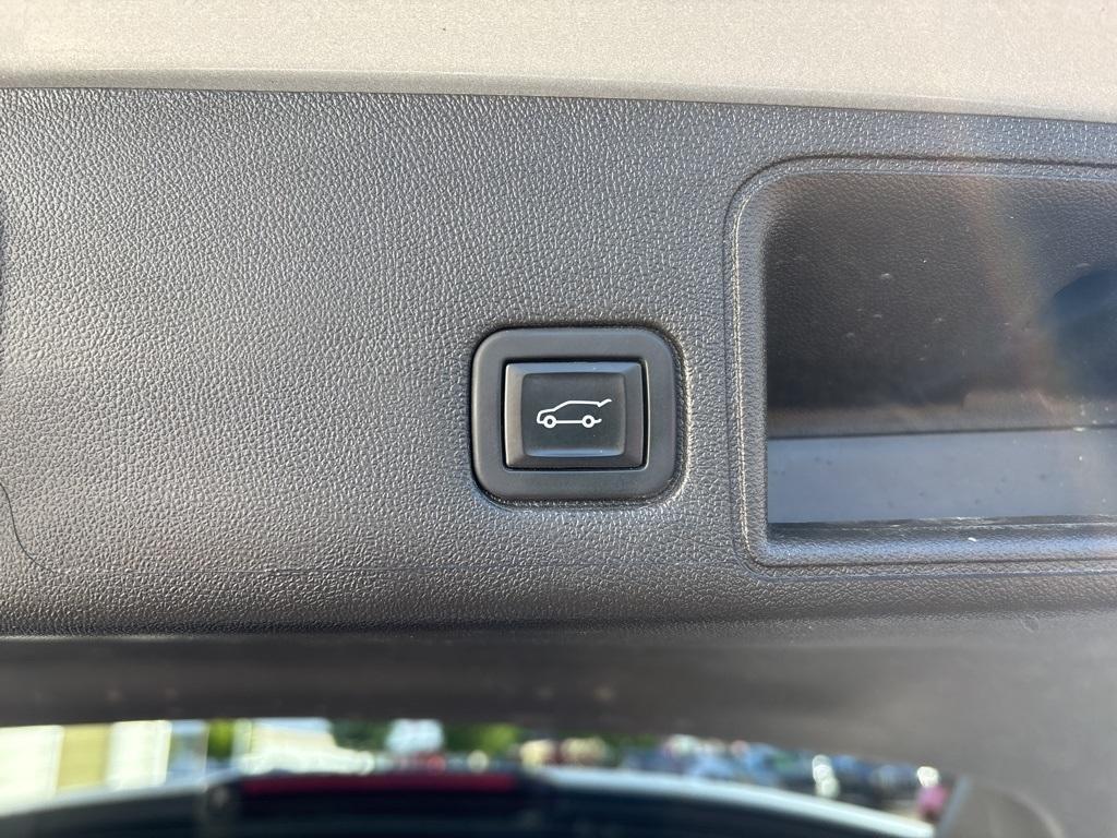 used 2022 GMC Terrain car, priced at $23,995