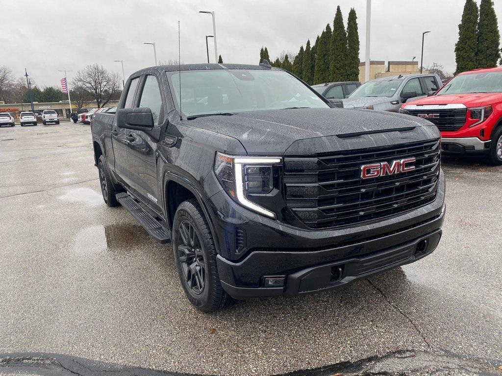 new 2025 GMC Sierra 1500 car, priced at $54,680