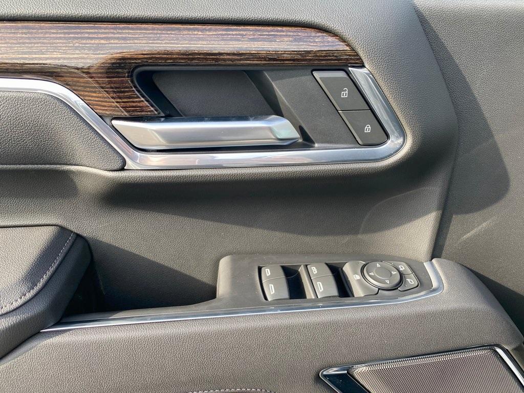 new 2025 GMC Sierra 1500 car, priced at $48,599