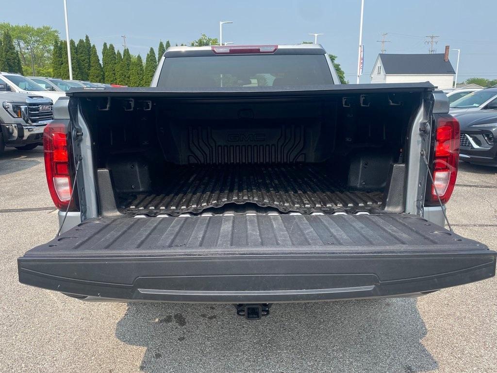 new 2025 GMC Sierra 1500 car, priced at $47,099